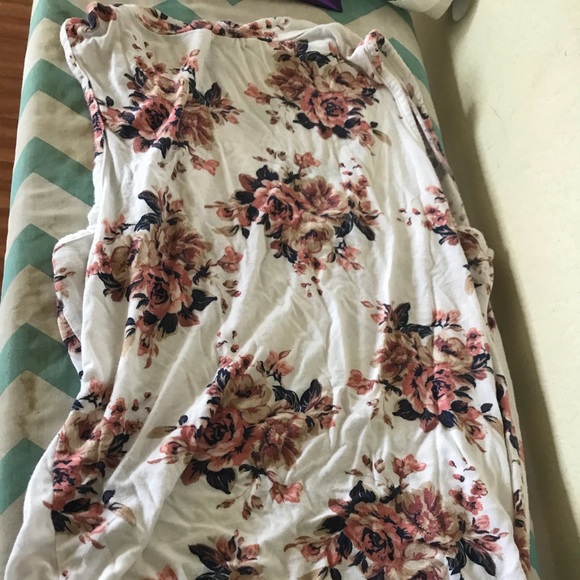 Shirt - Picture 2 of 2